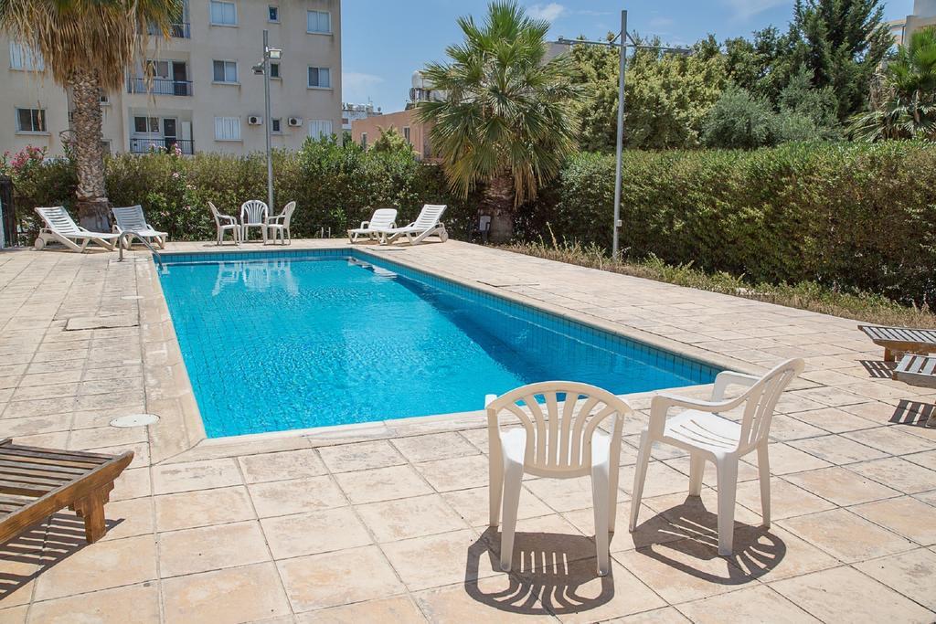 Paphos Love Nest Apartment Habitación foto